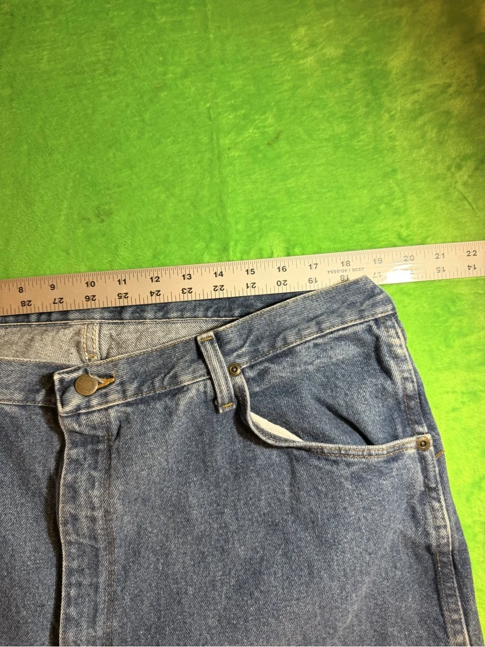 Wrangler Straight-Leg Men's Denim Jeans - Light Blue
